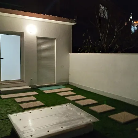 Singer's Lounge Porto de Mós