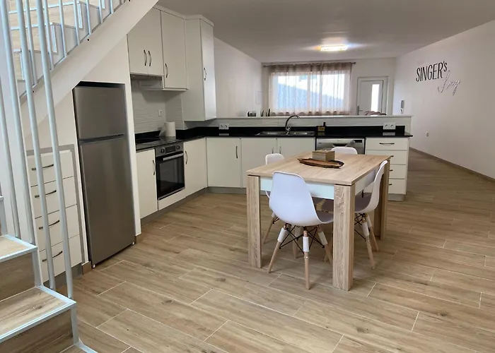 Singer's Lounge וילה